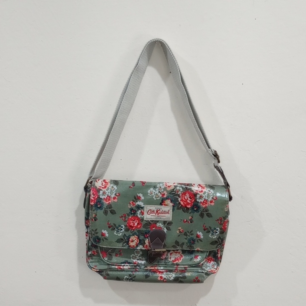Cath Kidston Ltd. London Green Vintage Floral Print Crossbody Handbag Purse